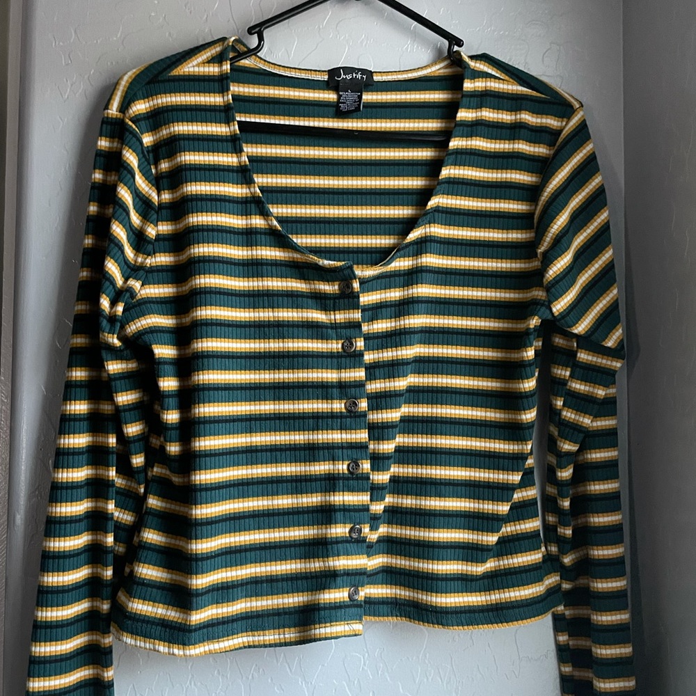 Striped Long-sleeved Crop Top